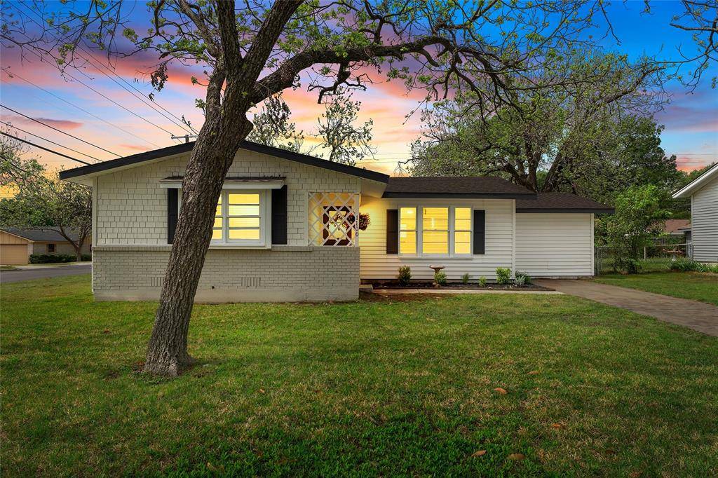 1100 N 66th Street, Waco, TX 76710