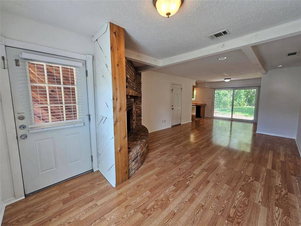 10377 Country Club Drive, Dallas, TX 75218