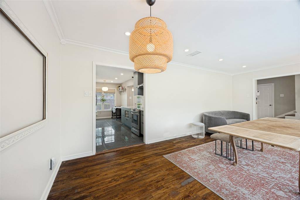 707 S Weatherred Drive, Richardson, TX 75080