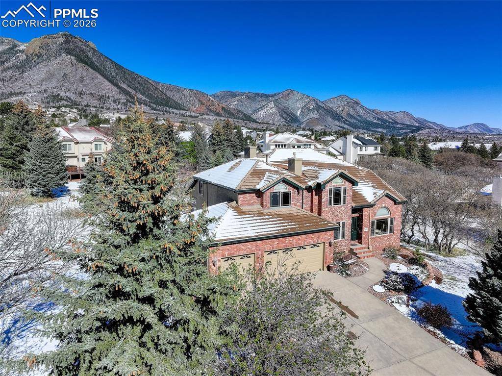 8370 Bluffview WAY, Colorado Springs, CO 80919