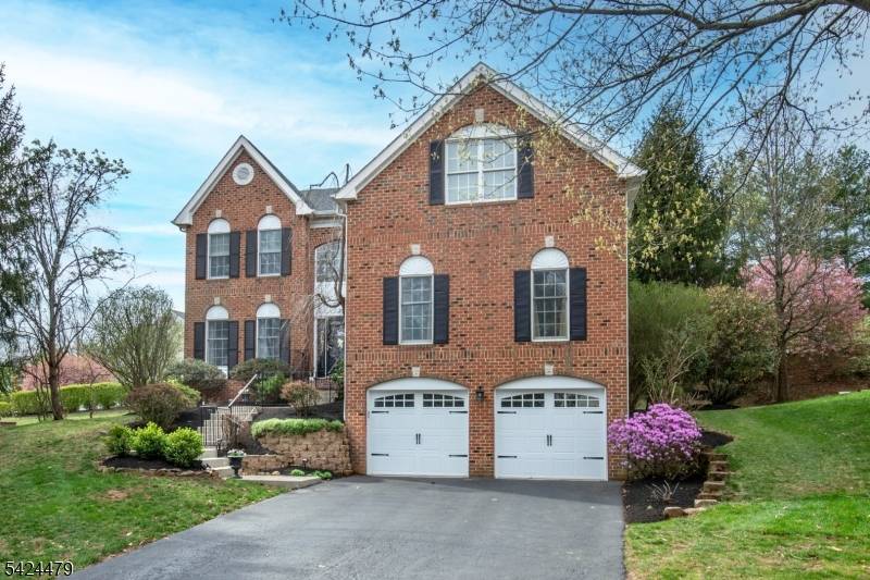 25 Sullivan Dr, Bernards Twp., NJ 07920