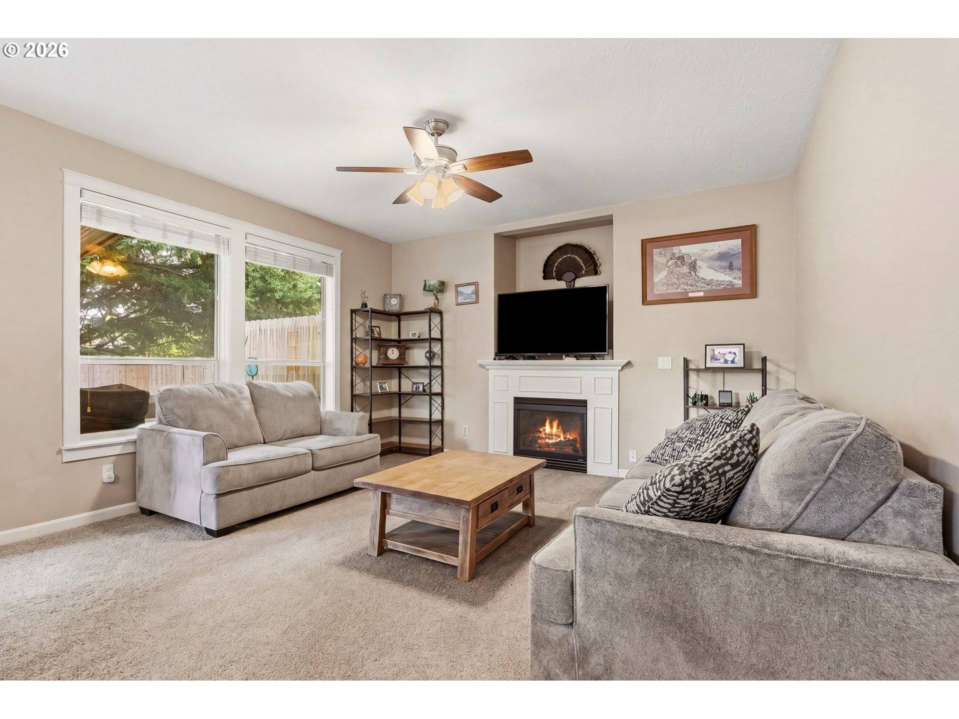 301 SW BELL DR, Dallas, OR 97338