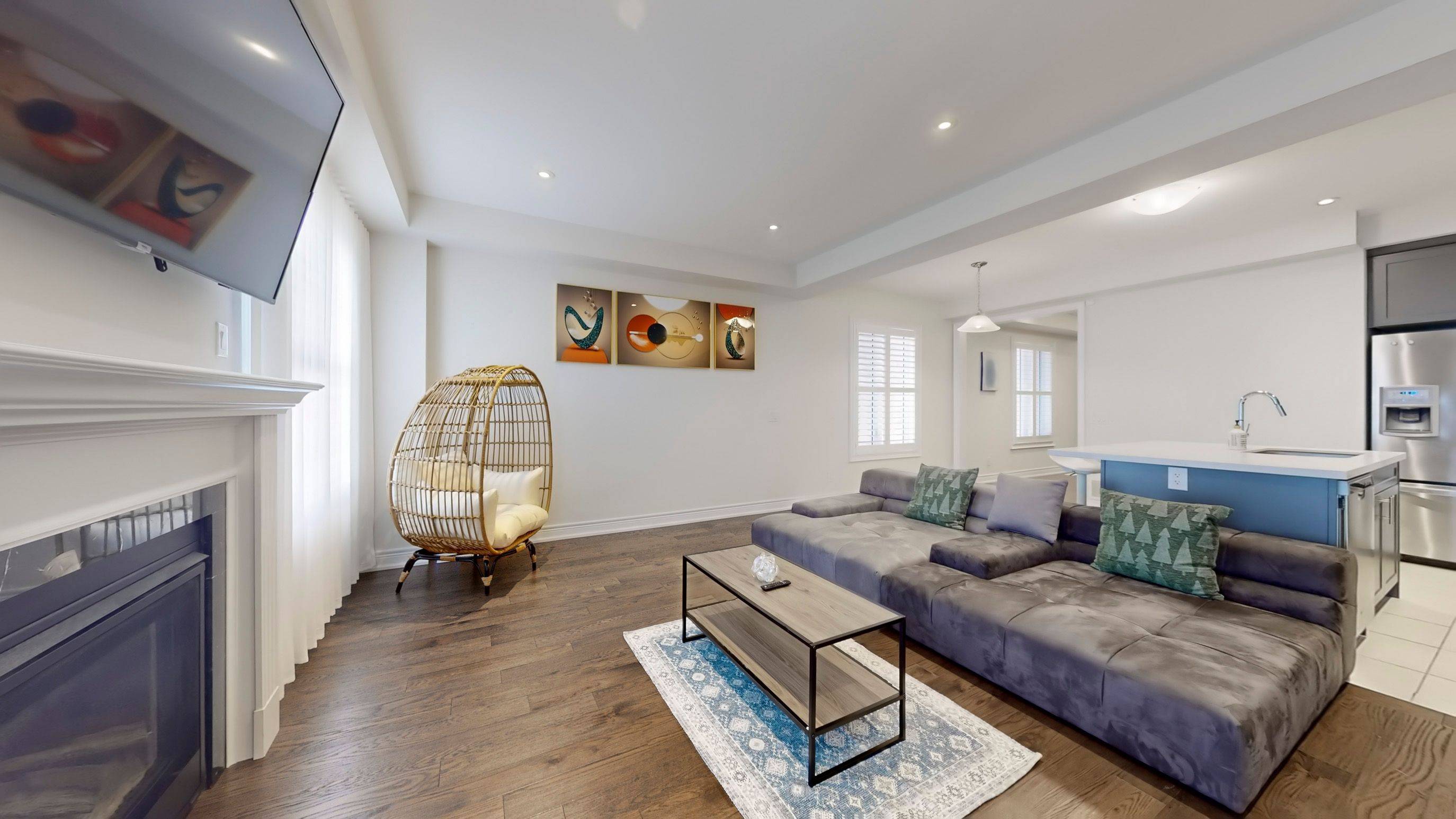 110 Christine Elliott AVE, Whitby, ON L1P 0E1