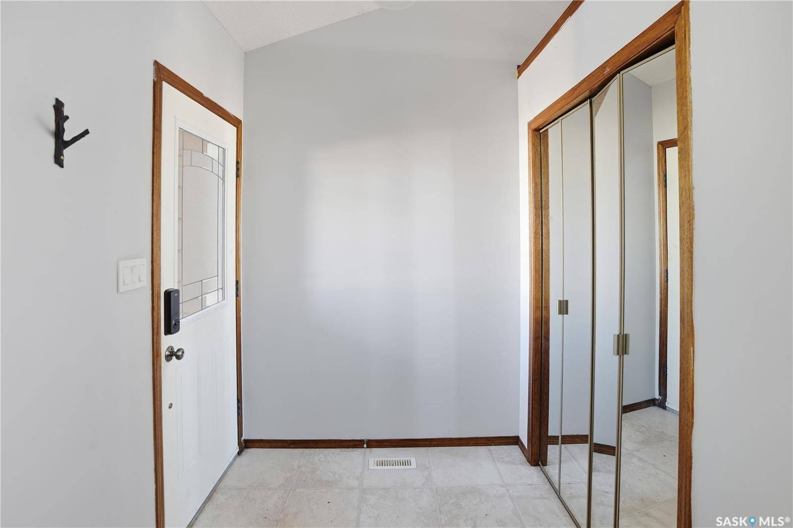 2643 Crocus DRIVE E, Regina, SK S4V 1S8