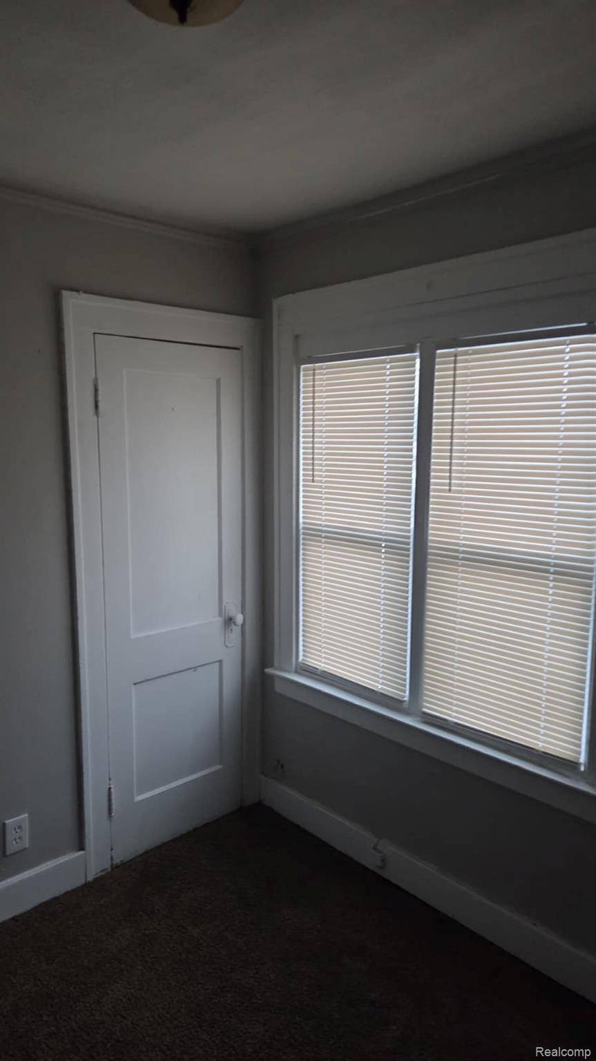 13526 La Salle Boulevard, Detroit, MI 48238