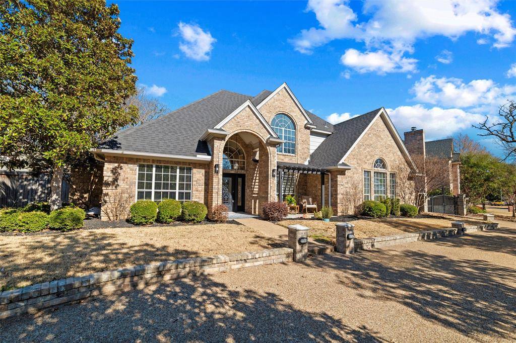 1024 Pebble Beach Drive, Mansfield, TX 76063