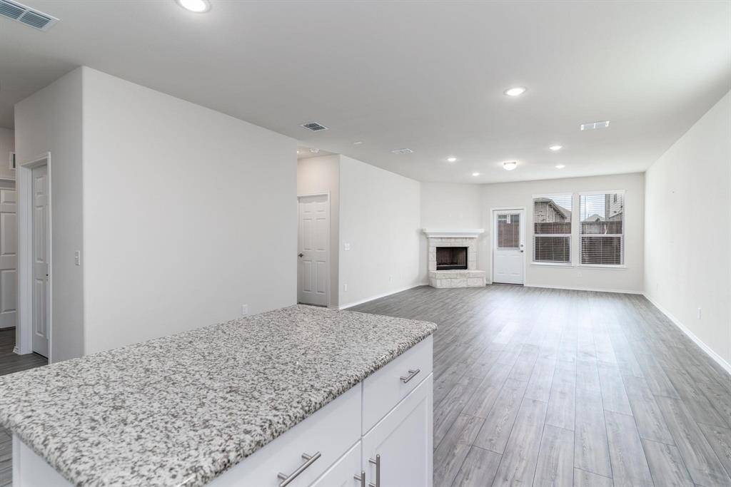 802 Egret Street, Princeton, TX 75407