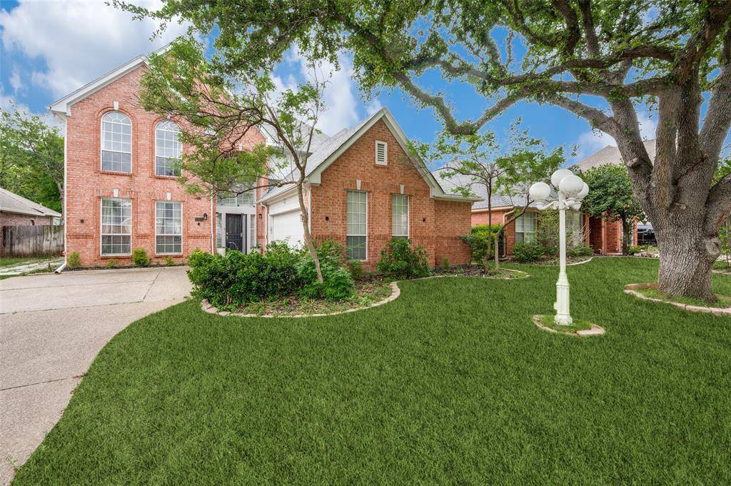 2106 Hunter Place Lane, Arlington, TX 76006
