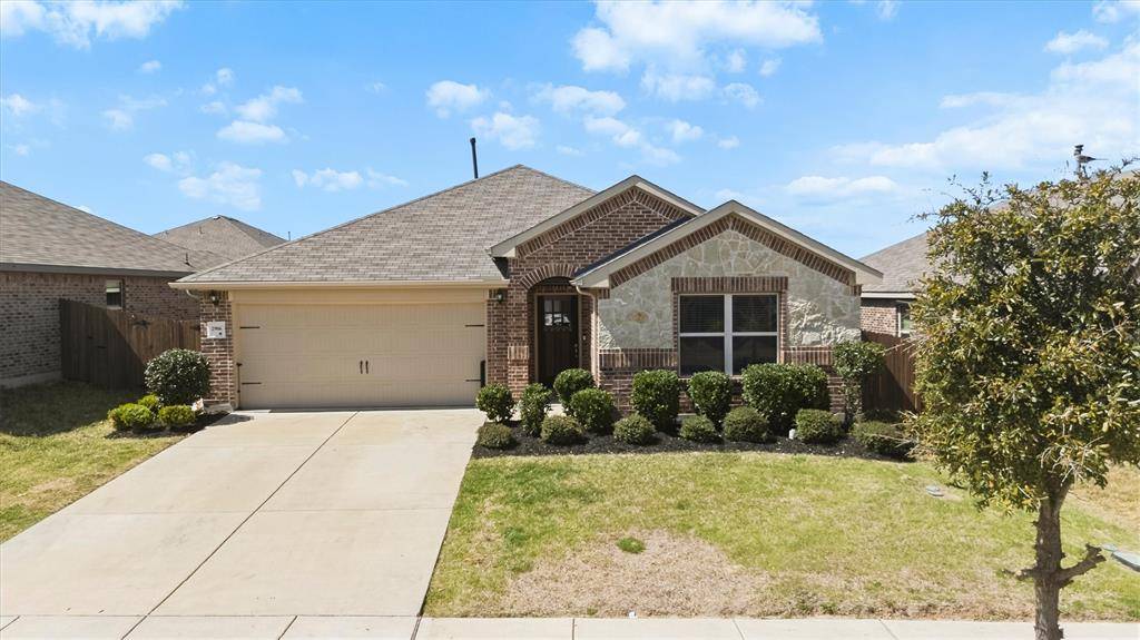 2906 Rosemount Lane, Forney, TX 75126