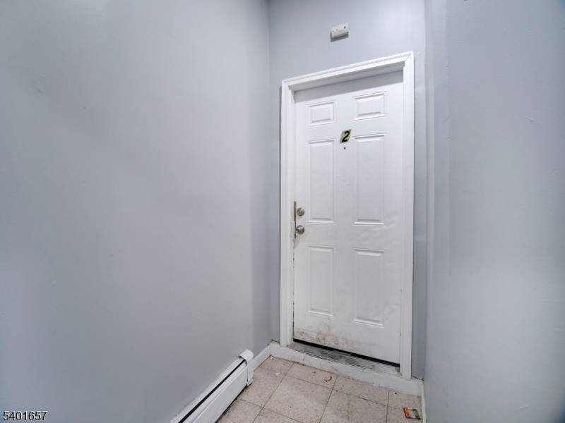 1011 Summit Ave, Union City, NJ 07087
