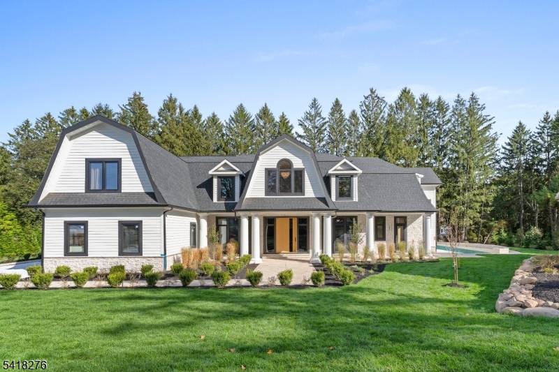 48 Pleasant Ave, Upper Saddle River Boro, NJ 07458