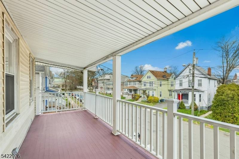 84 W Cherry St, Rahway City, NJ 07065