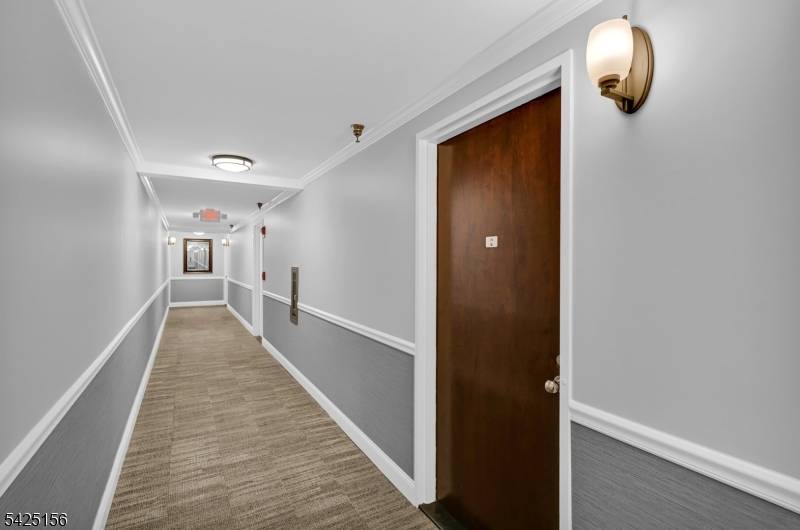 609 W S Orange Ave #2N, South Orange Village Twp., NJ 07079