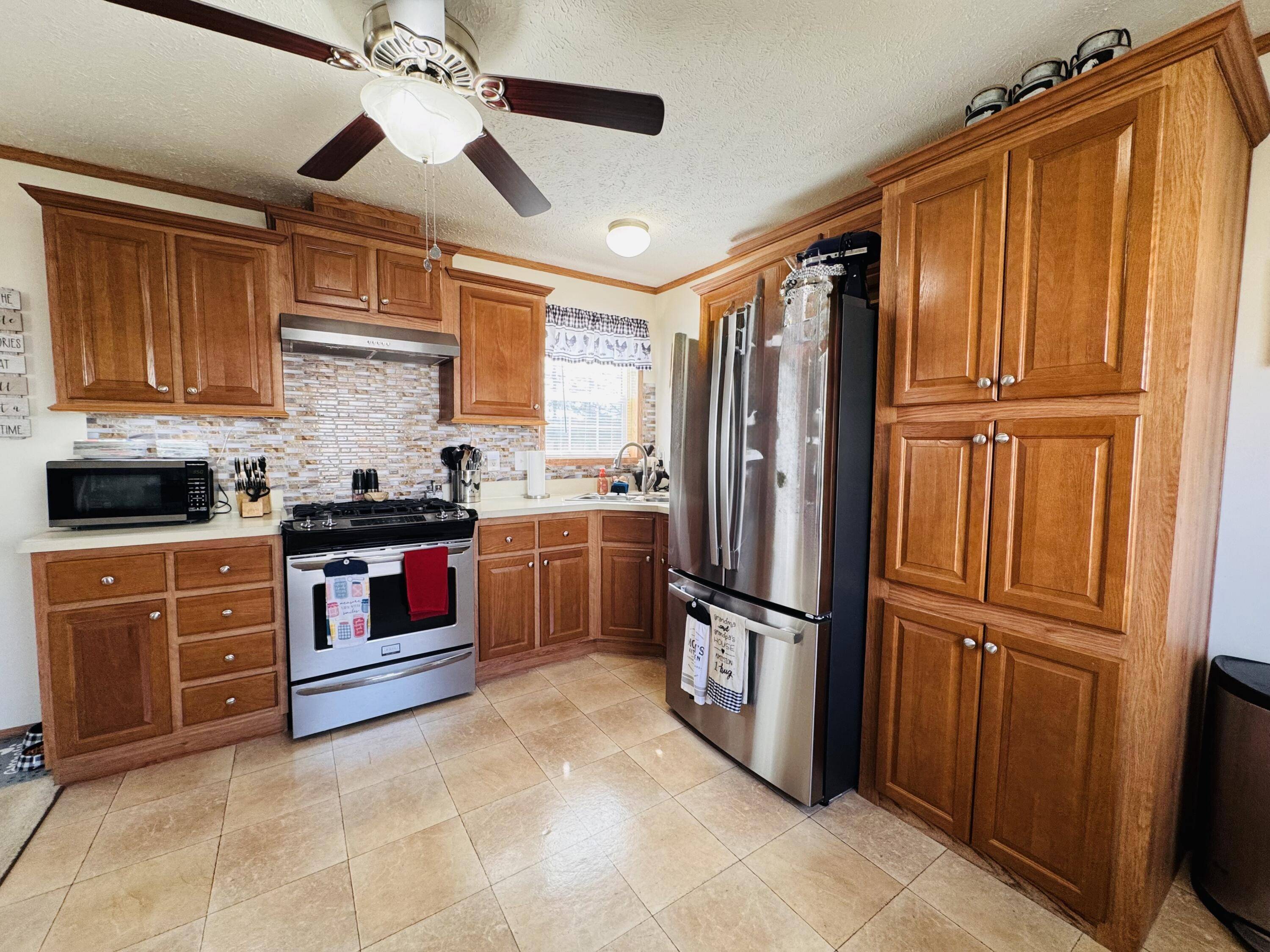 69205 Garver Lake RD #2, Edwardsburg Vllg, MI 49112