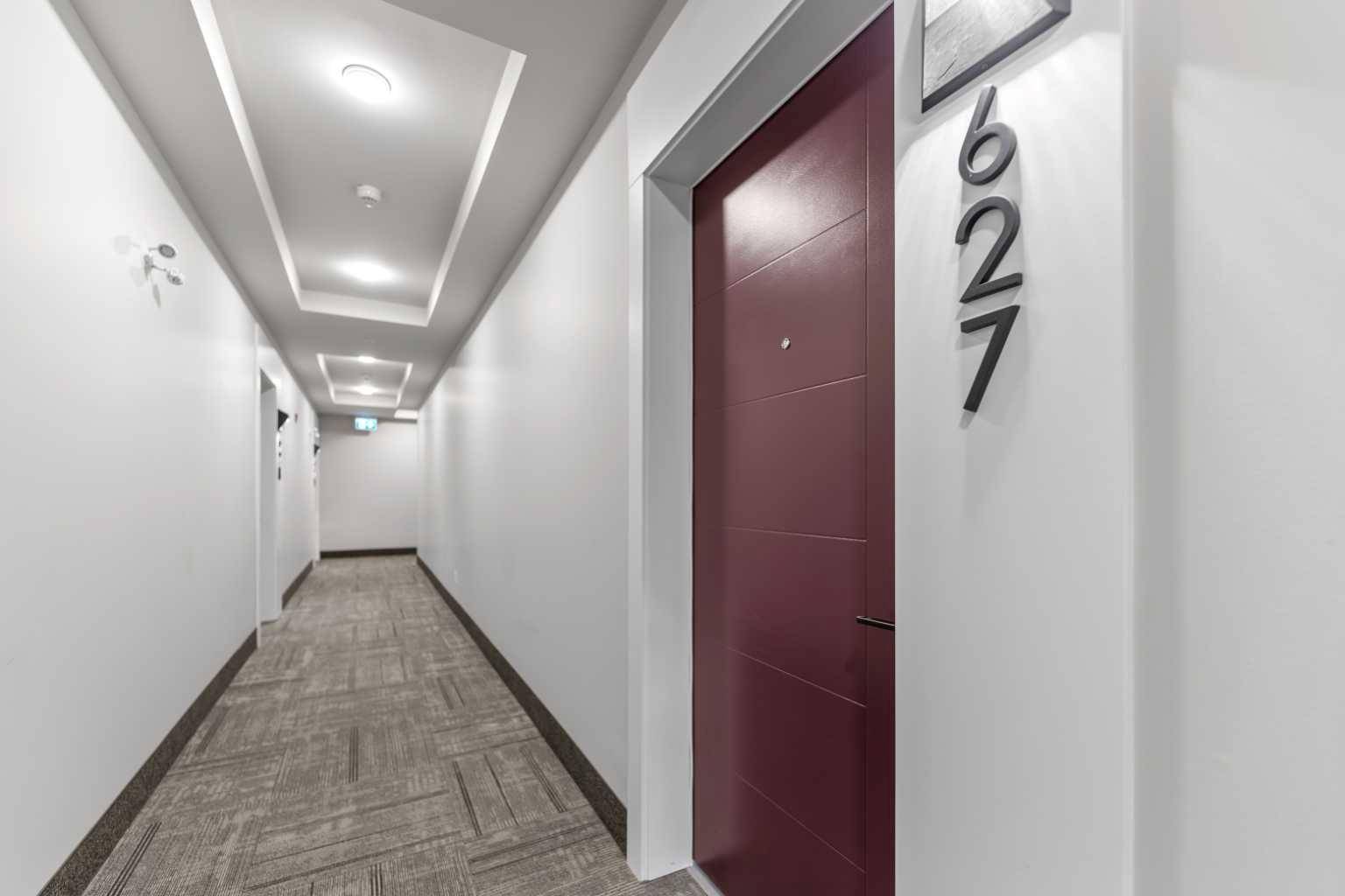 3932 University AVE NW #627, Calgary, AB T3B 6P6