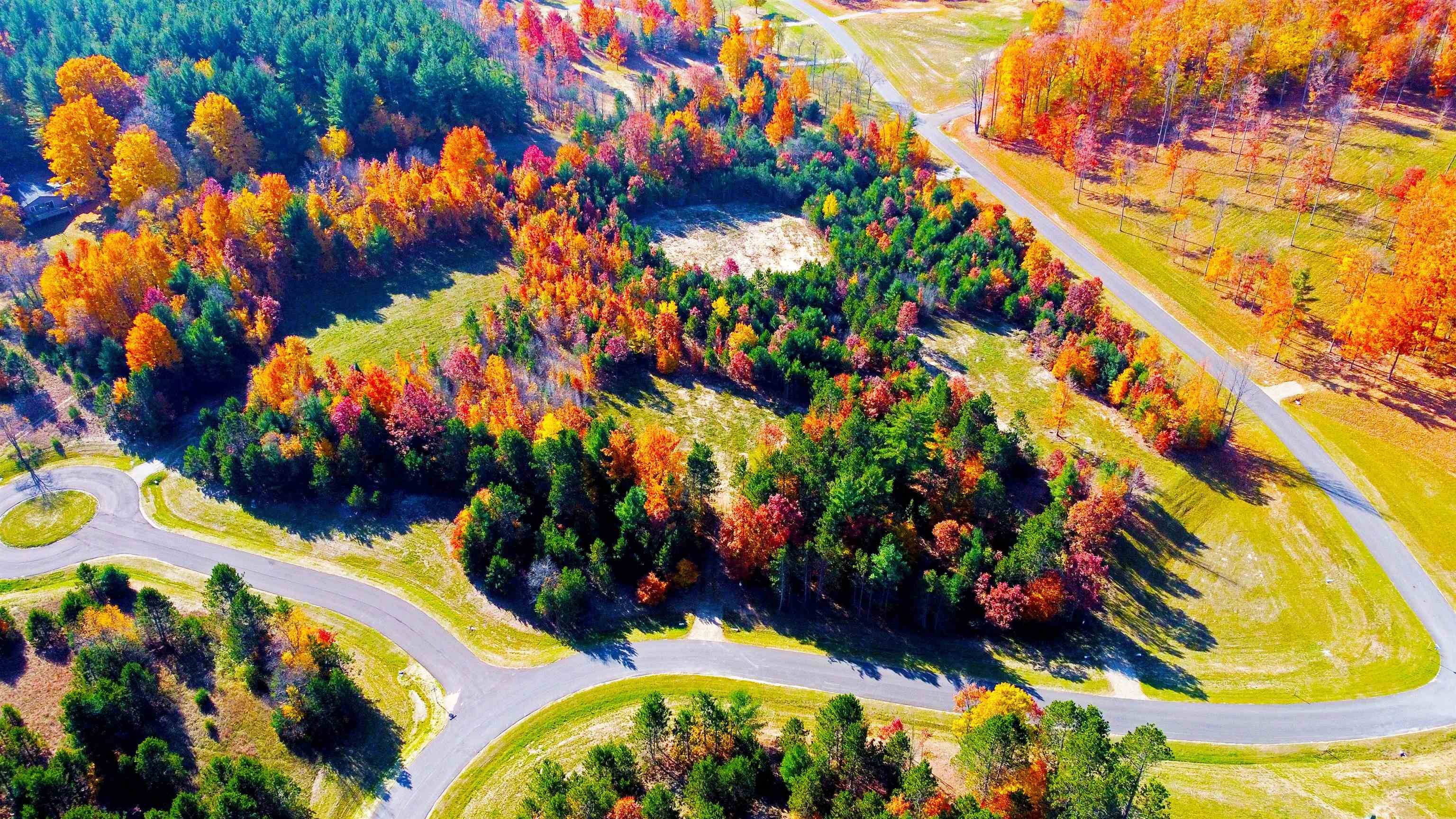 6325 Mountain Sky RD, Paradise Twp, MI 49649