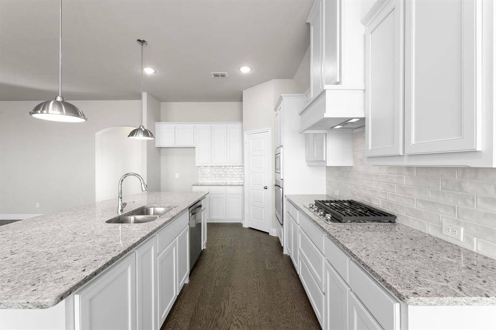 7809 Barley Field Street, Joshua, TX 76058