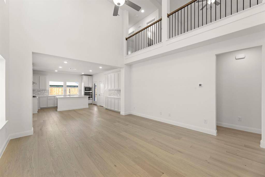 908 Apeldoorn Trail, Little Elm, TX 75068