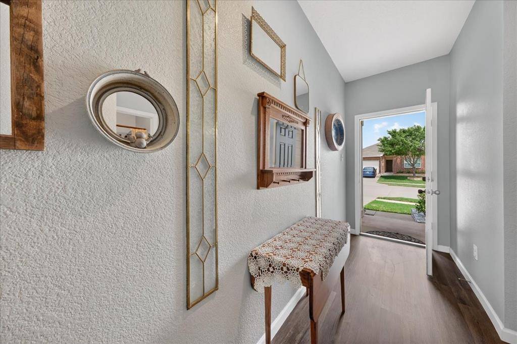 5325 Northfield Drive, Fort Worth, TX 76179