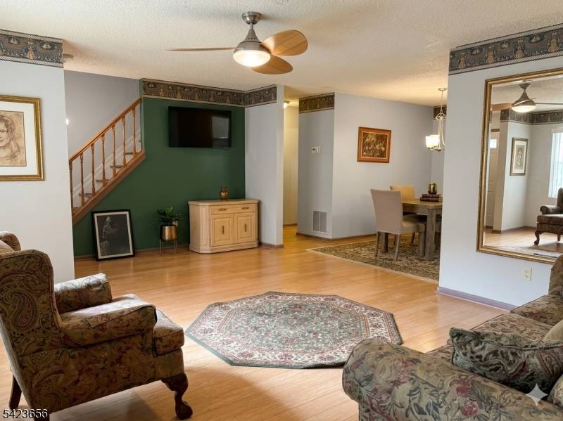 28 Rutgers Dr, Newark City, NJ 07103