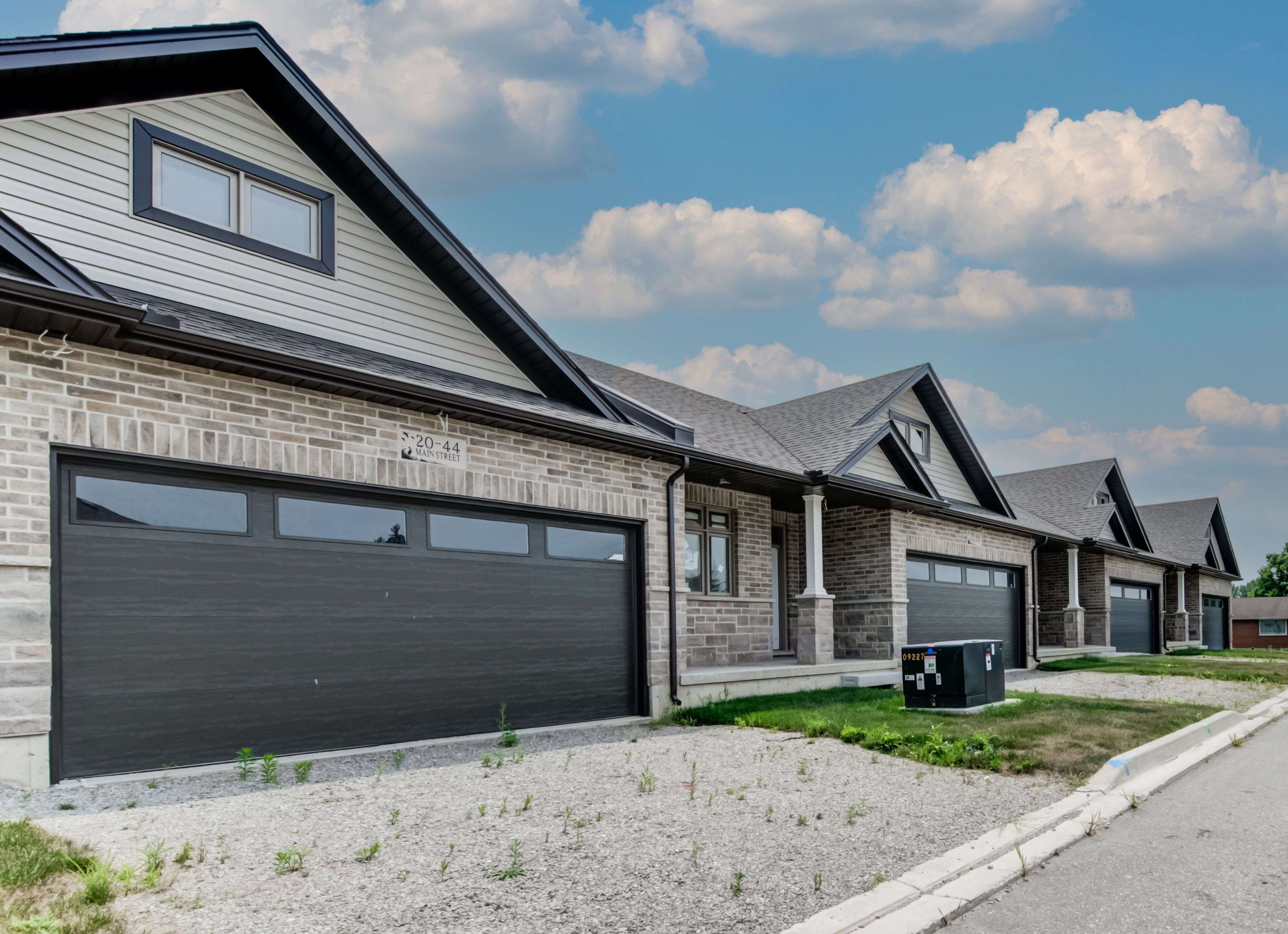 44 Main ST E, East Zorra-tavistock, ON N0J 1M0