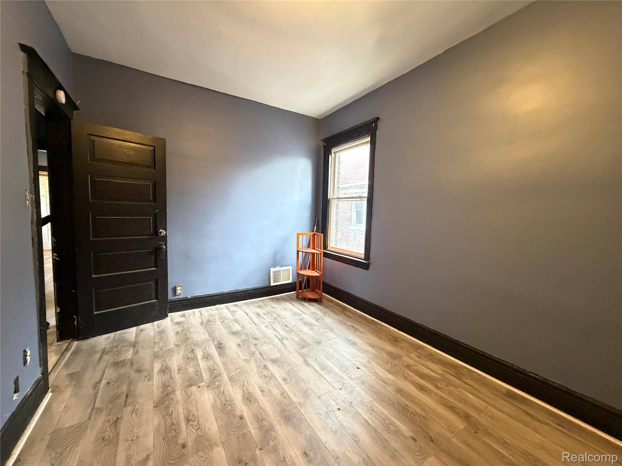 593 Owen ST, Detroit, MI 48202