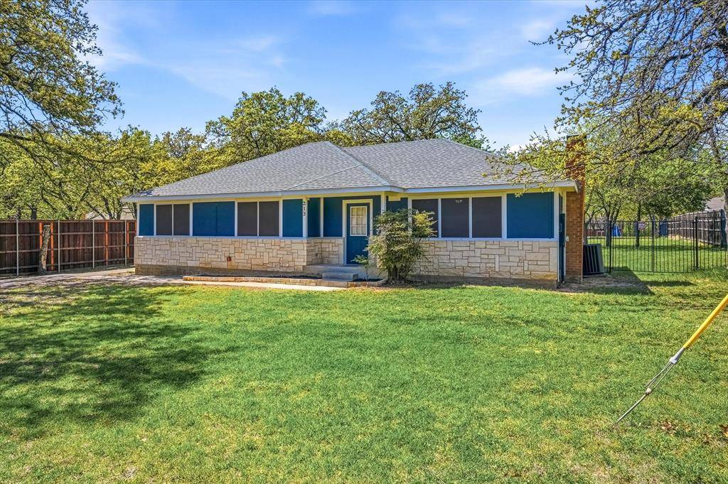 213 Hickory Lane, Hickory Creek, TX 75065