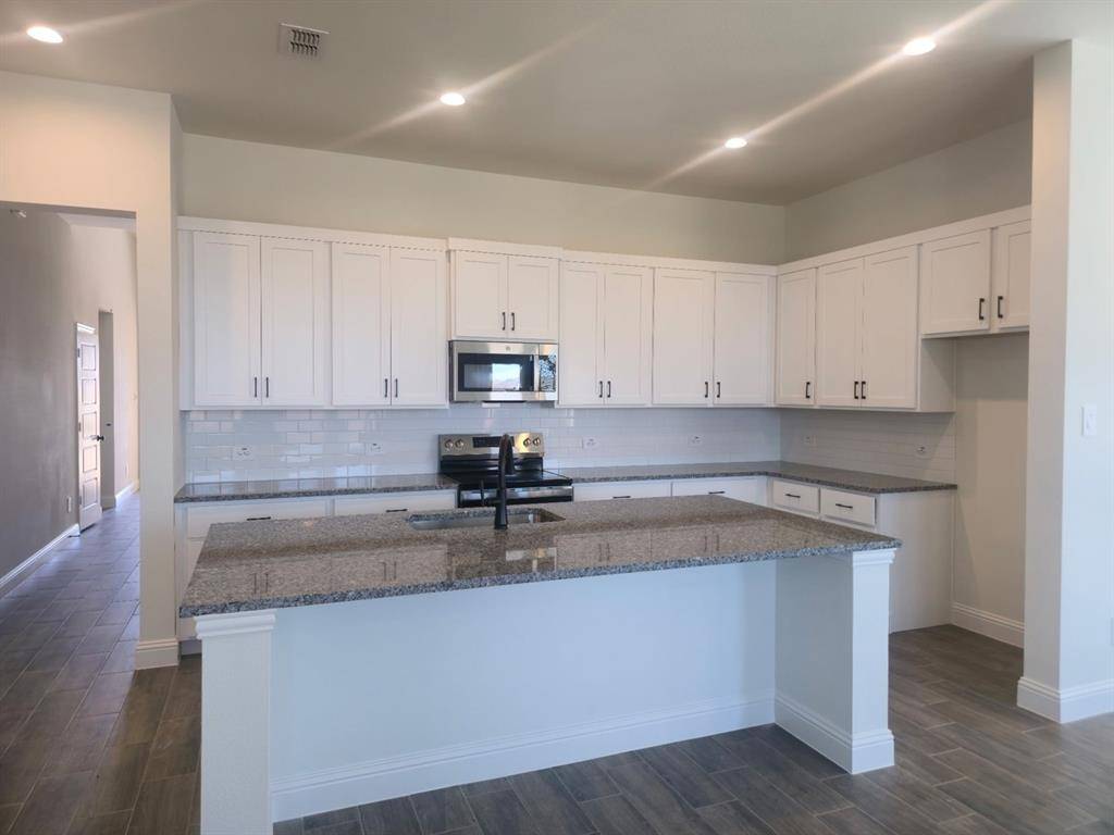 4544 Sweet Clover Lane, Fort Worth, TX 76036