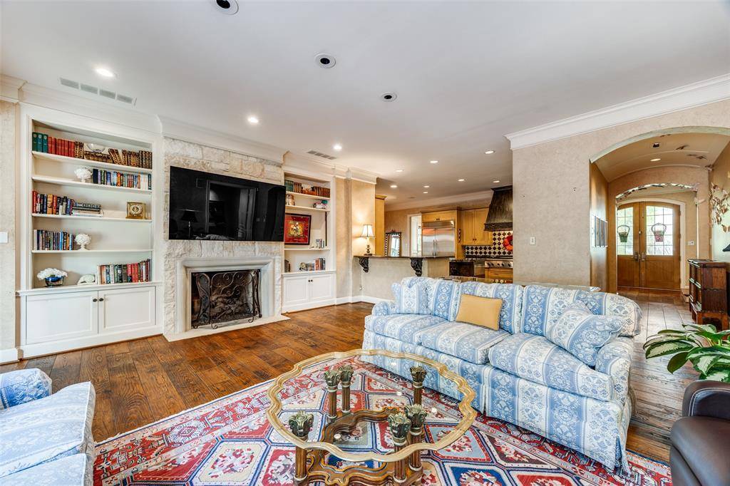 2804 Hanover Street, University Park, TX 75225