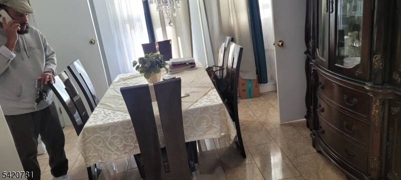 64 Seger Ave, Clifton City, NJ 07011