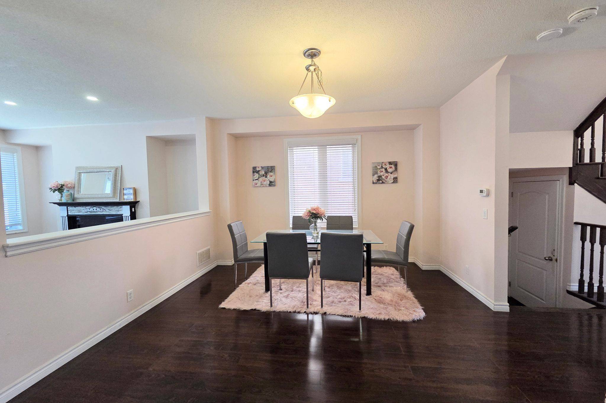 293 Pimlico DR, Oshawa, ON L1H 7K4