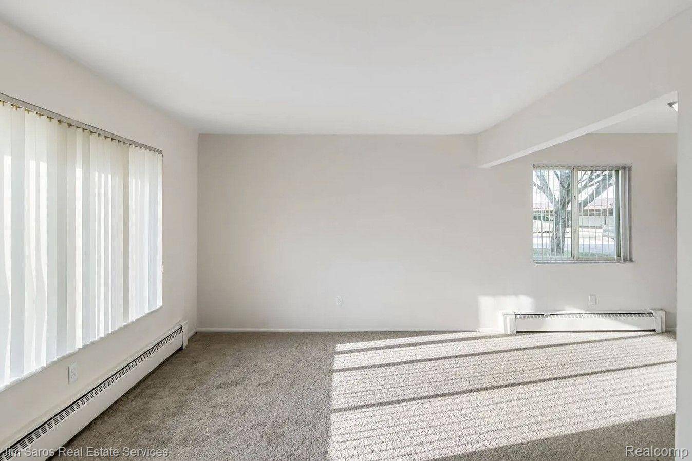16425 E 12 MILE Rd - 1 Bed Units, Roseville, MI 48066