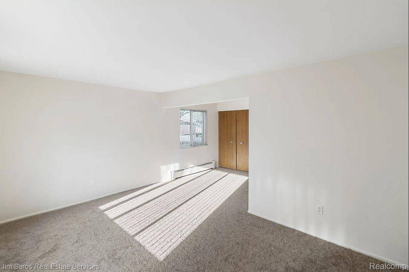 16425 E 12 MILE Rd - 1 Bed Units, Roseville, MI 48066