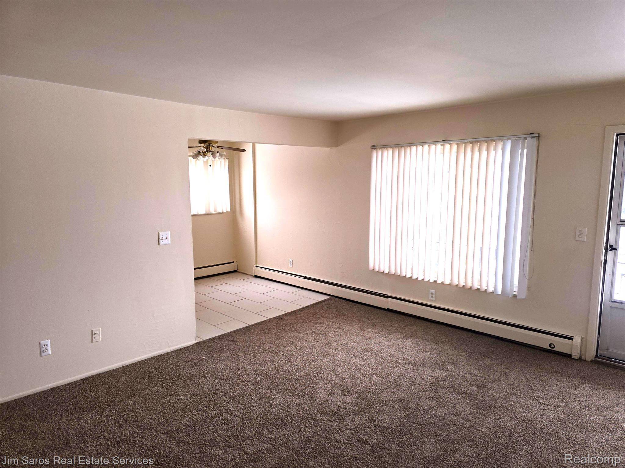 16425 E 12 MILE Rd- 2 Bed Units, Roseville, MI 48066