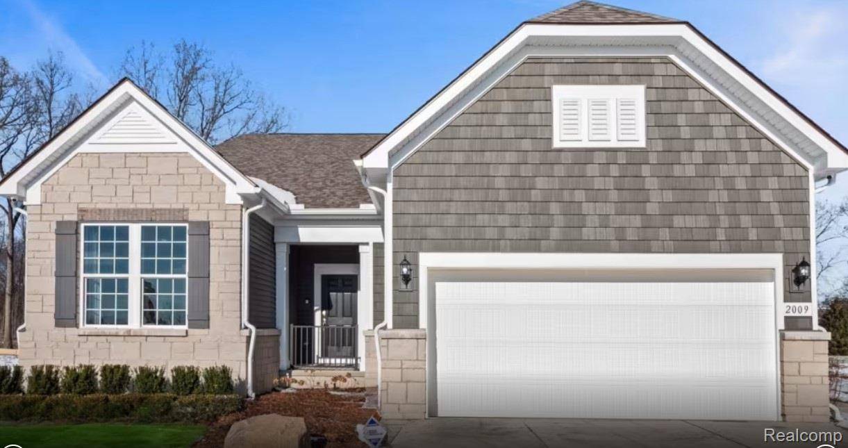 3013 SHEFFIELD CIR, Village Of Clarkston, MI 48346