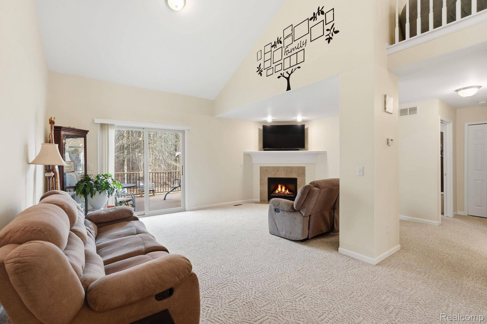 20789 Hummingbird DR, Brownstown Charter Township, MI 48174