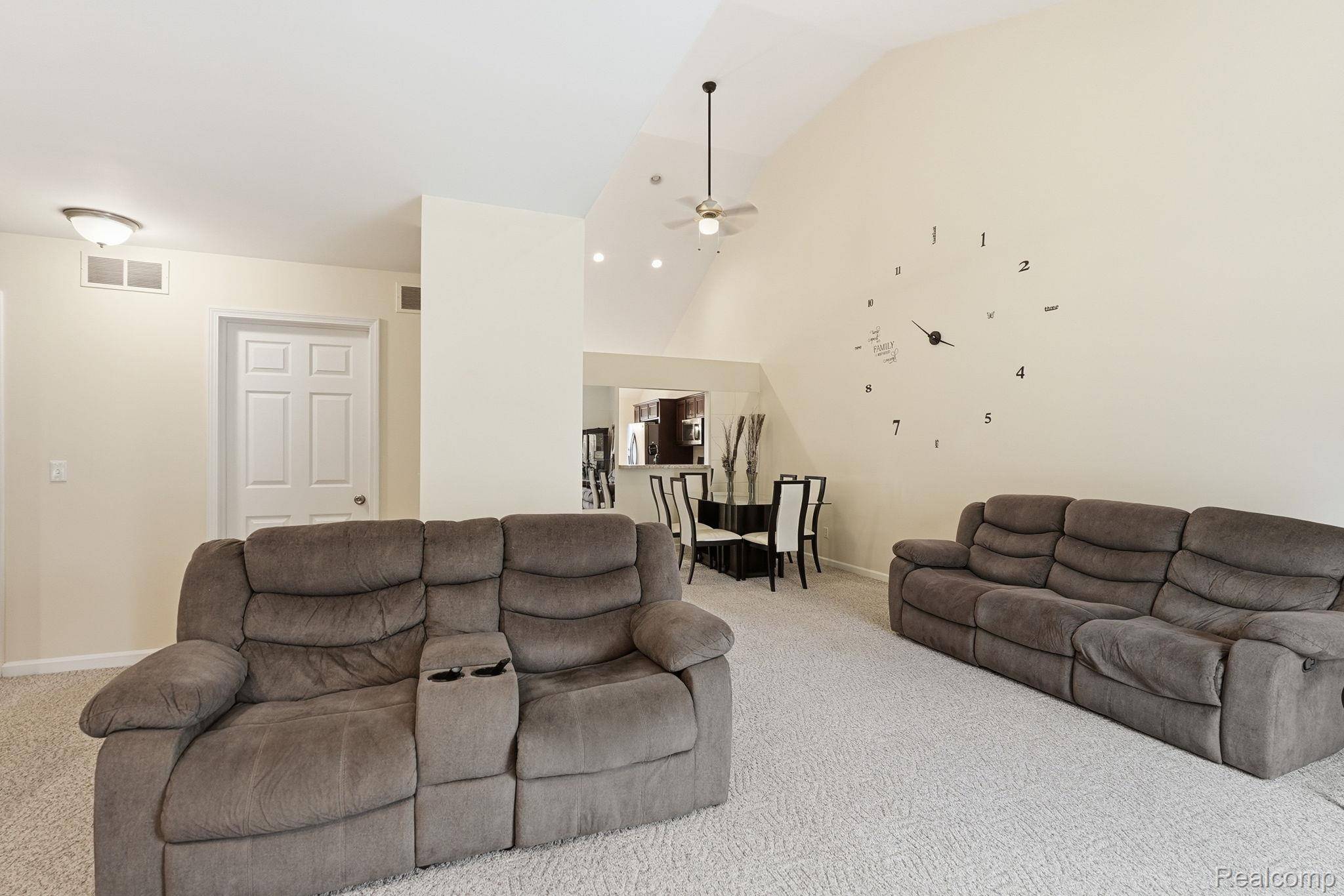 20789 Hummingbird DR, Brownstown Charter Township, MI 48174