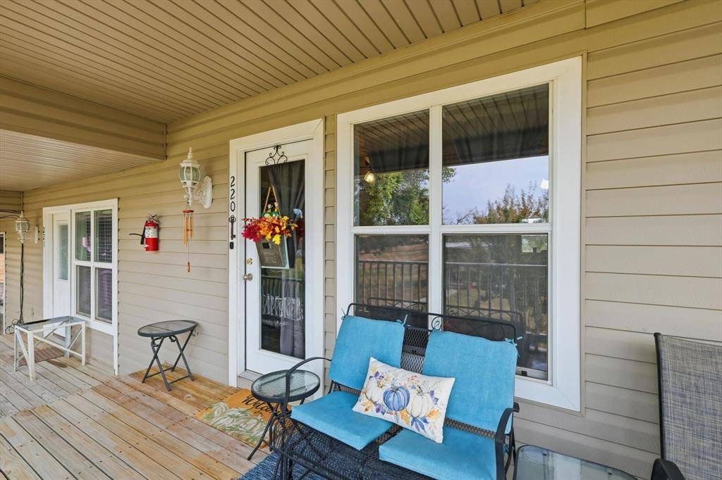 81 Runaway Bay Drive #220, Runaway Bay, TX 76426