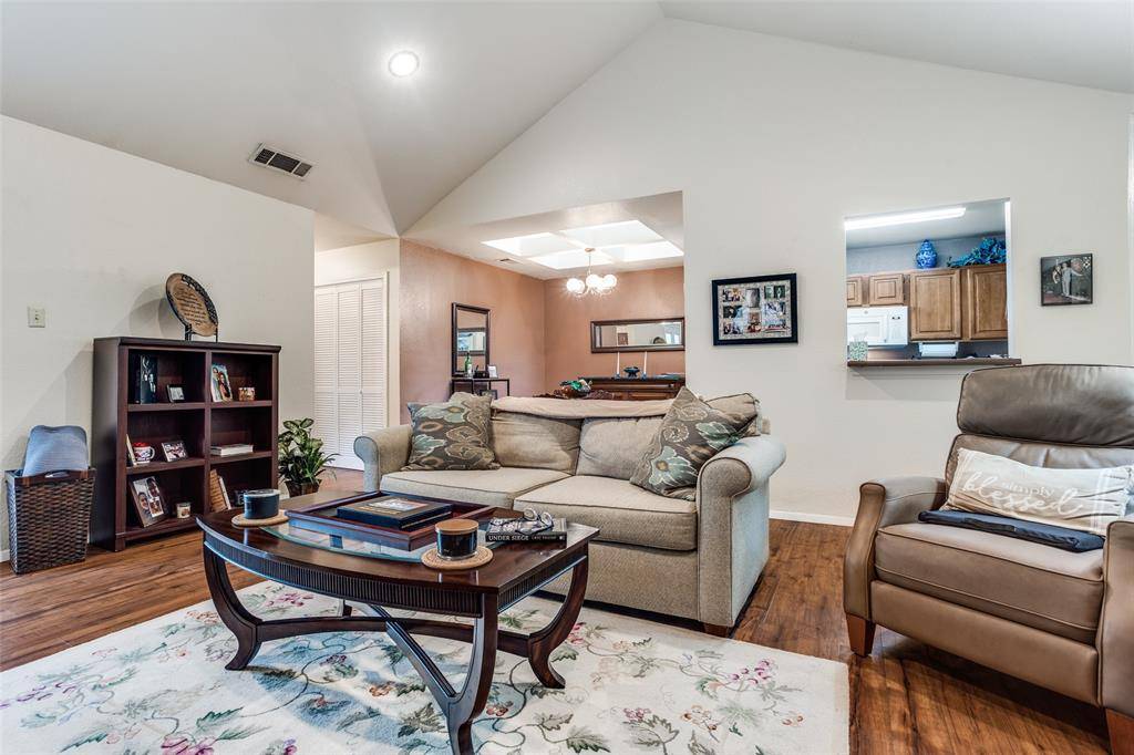 1106 Woburn Drive, Garland, TX 75043