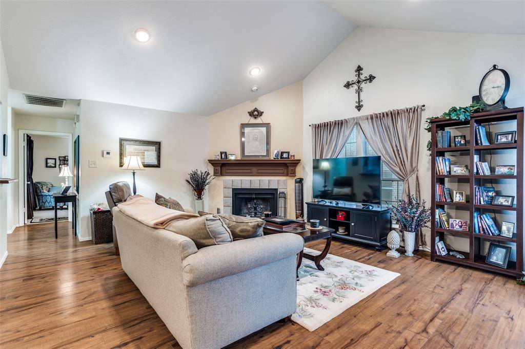 1106 Woburn Drive, Garland, TX 75043