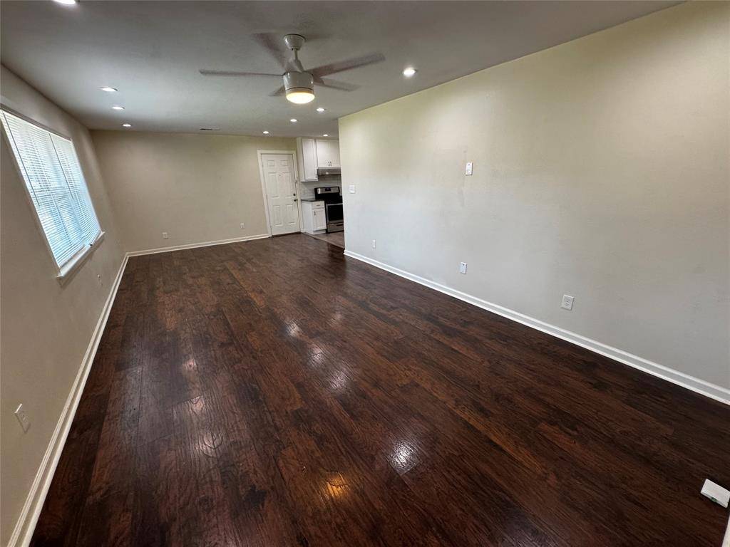 923 Green Castle Drive, Dallas, TX 75232