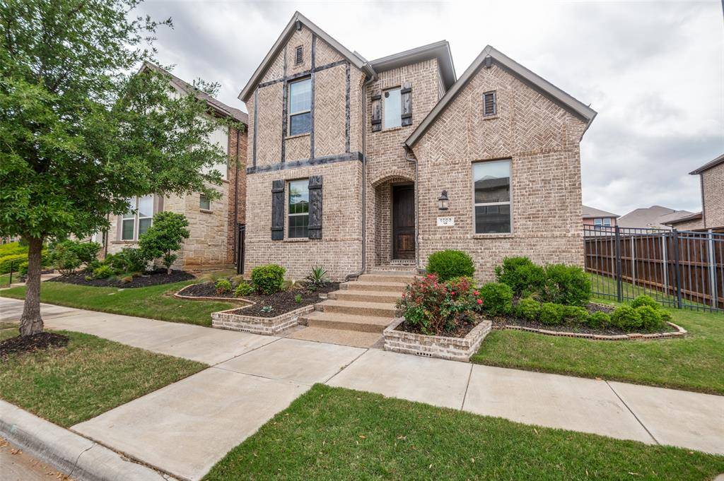 1500 White Squall Trail, Arlington, TX 76005