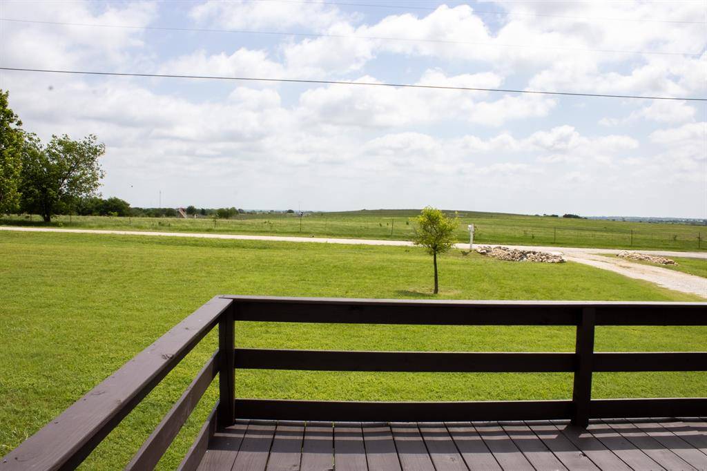 226 Happy Trail Court, Rhome, TX 76078