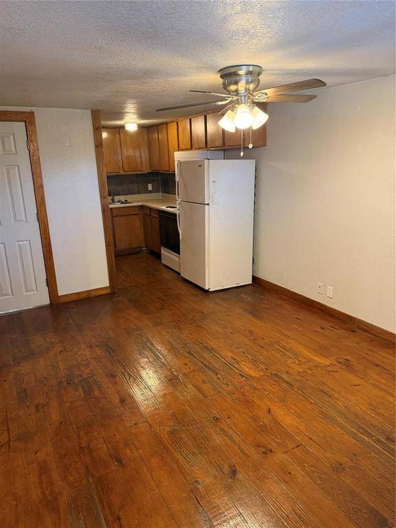 1705 Chris Craft Drive #10, Grapevine, TX 76051