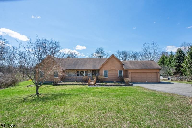 15 Mount Pleasant Rd, Knowlton Twp., NJ 07832