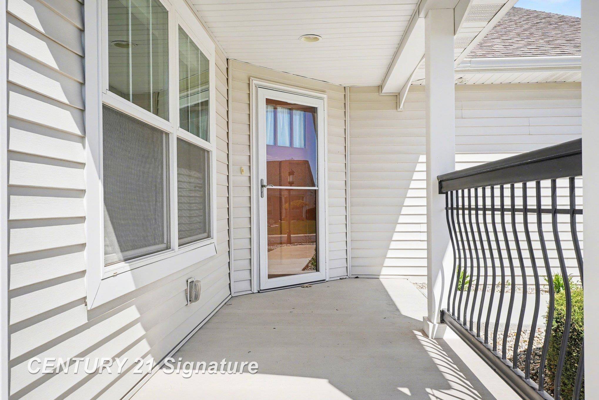 29 Tuscany CIR, Saginaw Twp, MI 48603