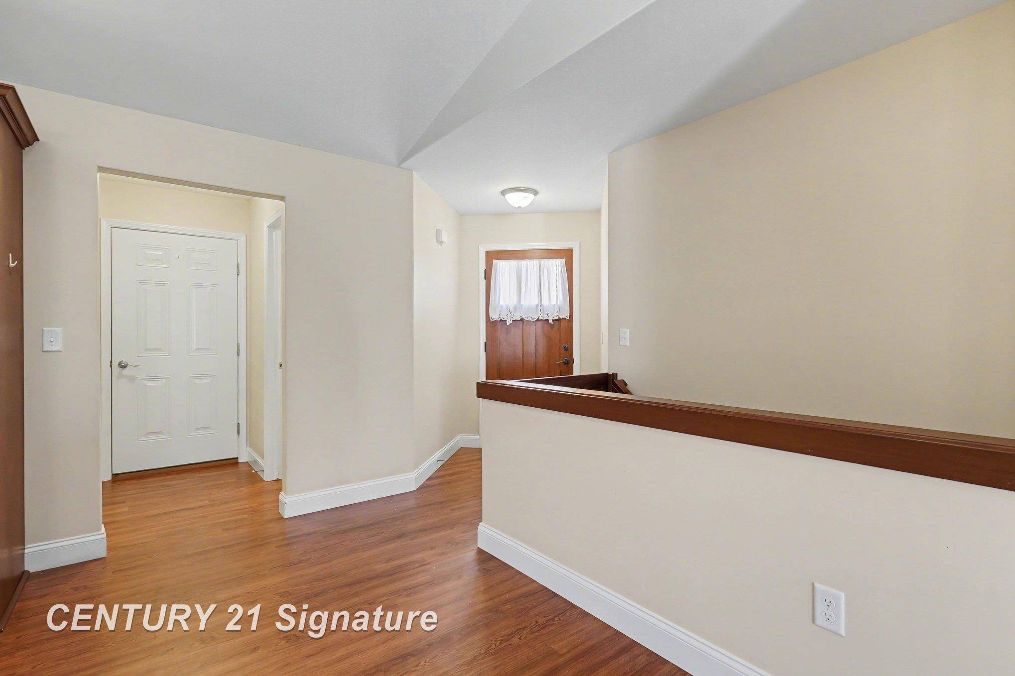 29 Tuscany CIR, Saginaw Twp, MI 48603