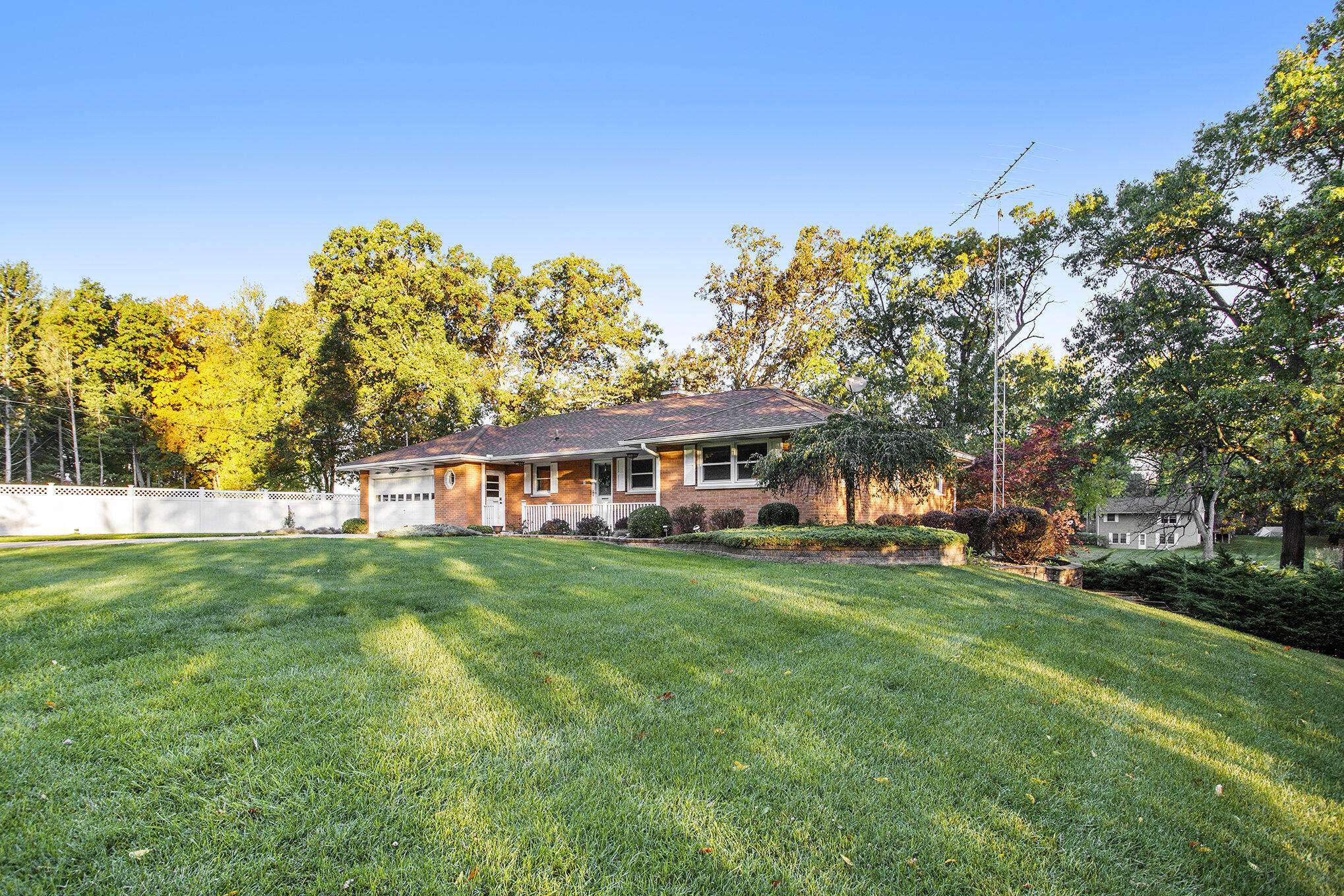 4779 Fishing Pole LN, Schoolcraft Twp, MI 49097