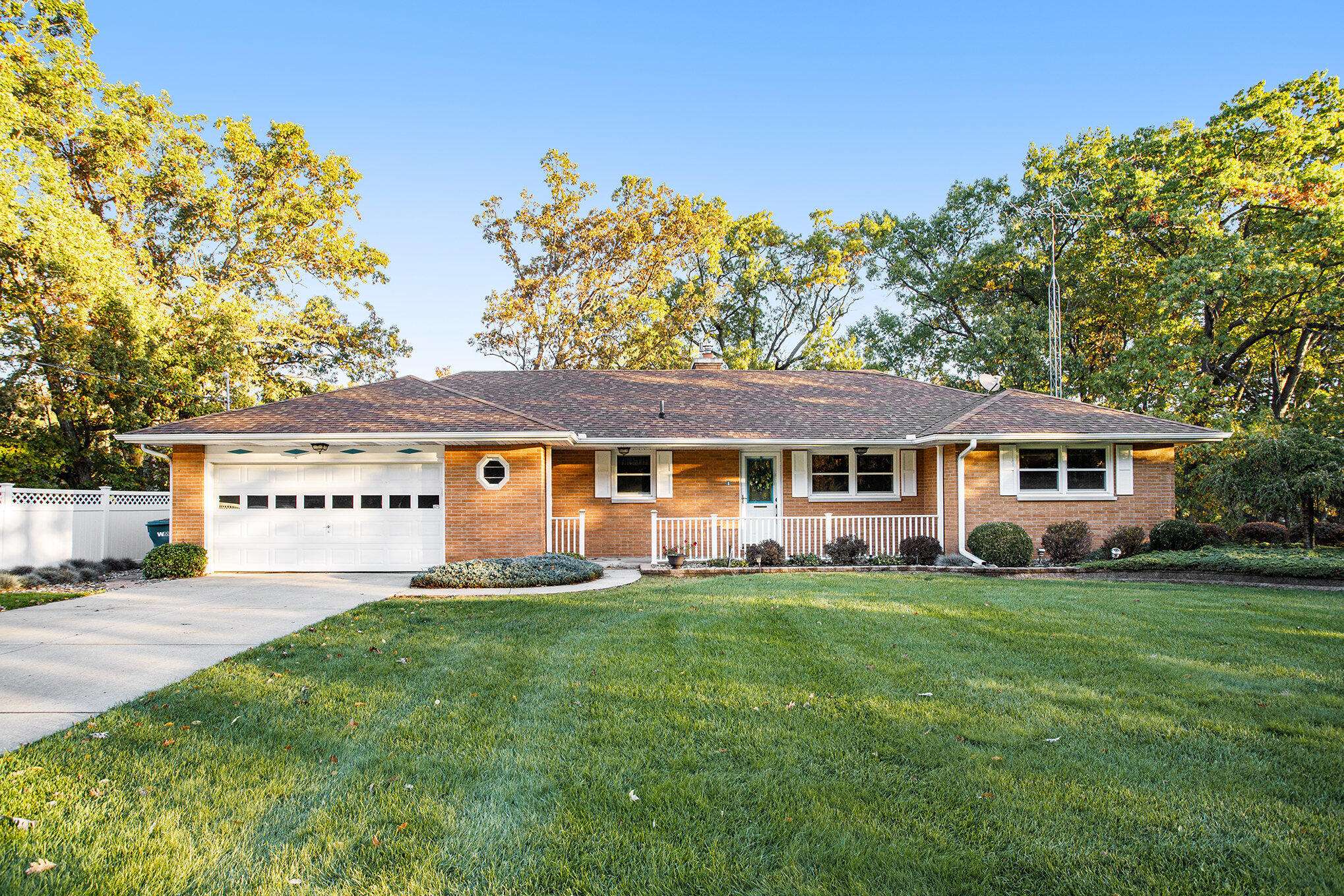 4779 Fishing Pole LN, Schoolcraft Twp, MI 49097