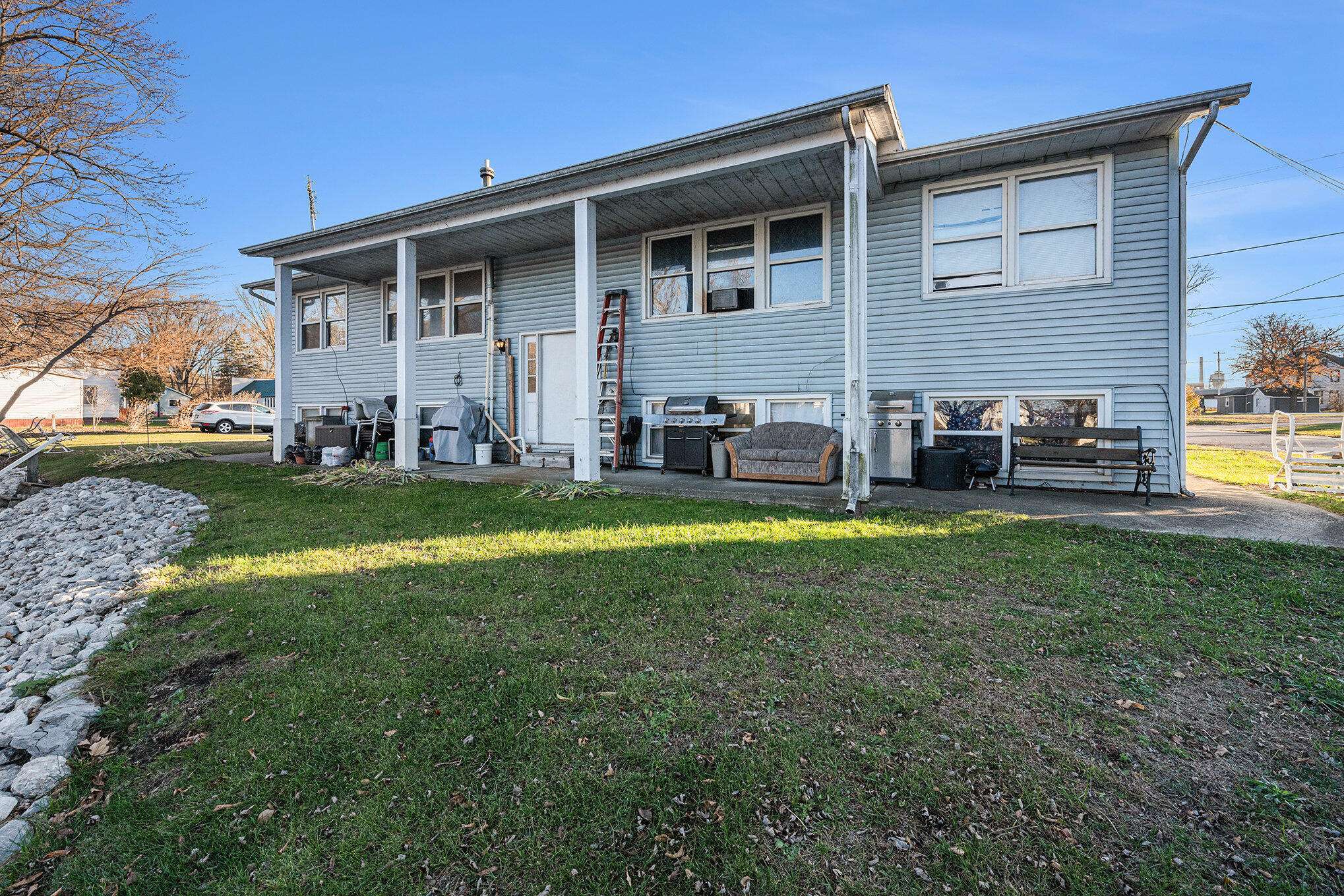 500 River ST, Threeriverscity_stjoseph, MI 49093